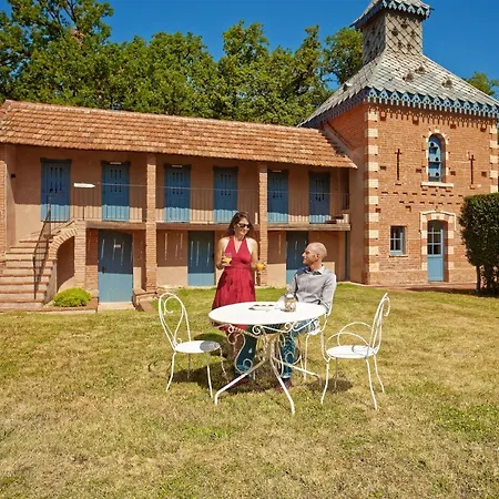 Domaine Du Buc, Le Château
