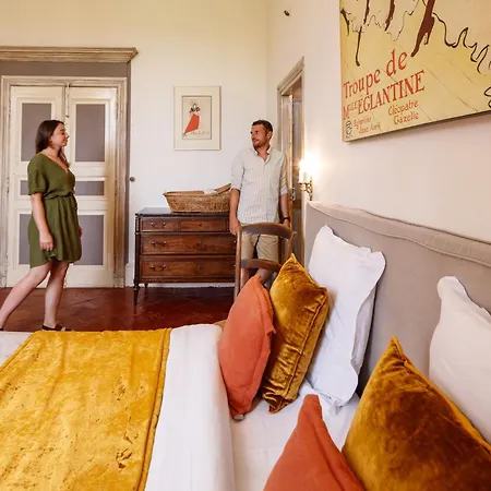 Domaine Du Buc, Le Chateau Bed & Breakfast 2*