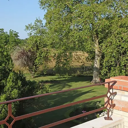 Domaine Du Buc, Le Chateau Marssac-sur-Tarn