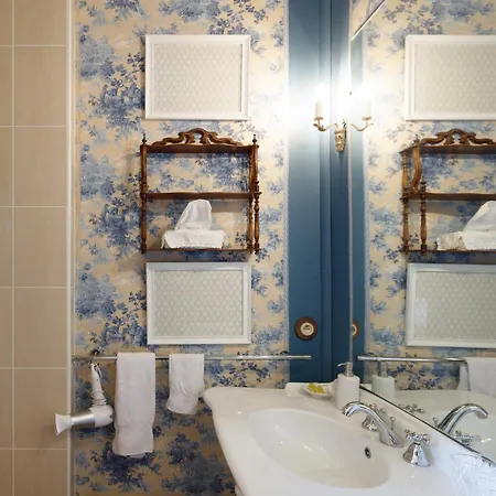 Oda ve Kahvaltı Domaine Du Buc, Le Chateau