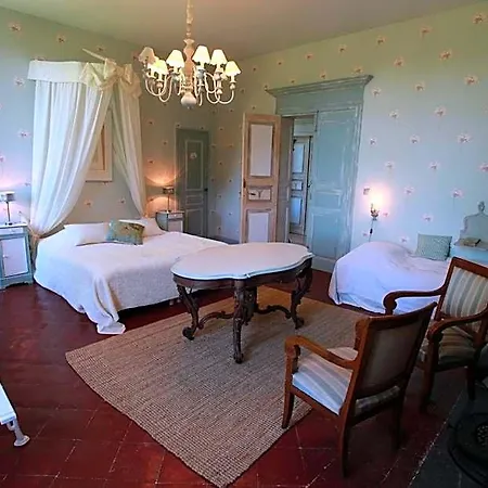 Bed & Breakfast Domaine Du Buc, Le Chateau 4*