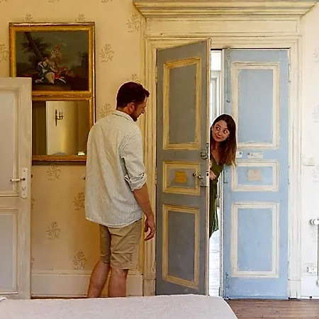 Bed & Breakfast Domaine Du Buc, Le Chateau 4*