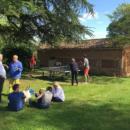 Alojamento de Acomodação e Pequeno-almoço Domaine Du Buc, Le Château