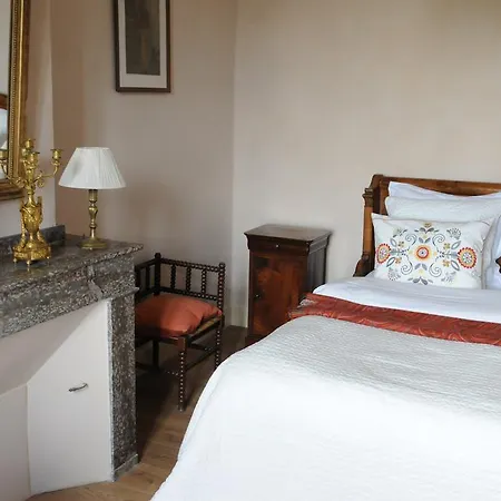 Nocleg ze śniadaniem Domaine Du Buc, Le Chateau 4*