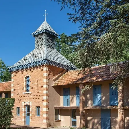 Nocleg ze śniadaniem Domaine Du Buc, Le Chateau Marssac-sur-Tarn