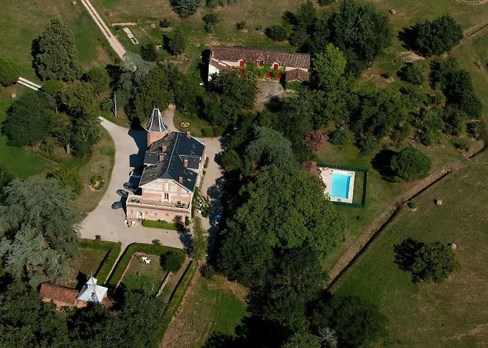 Domaine Du Buc, Le Chateau 4*